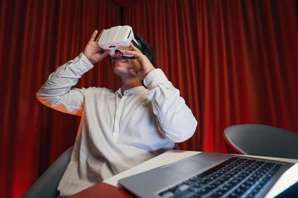 Transformez vos idées en succès avec une agence react js experte